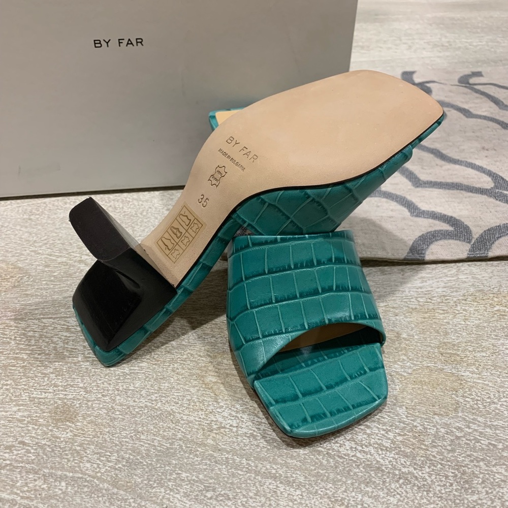 BY FAR croc embossed sandals - Picture 2 of 8